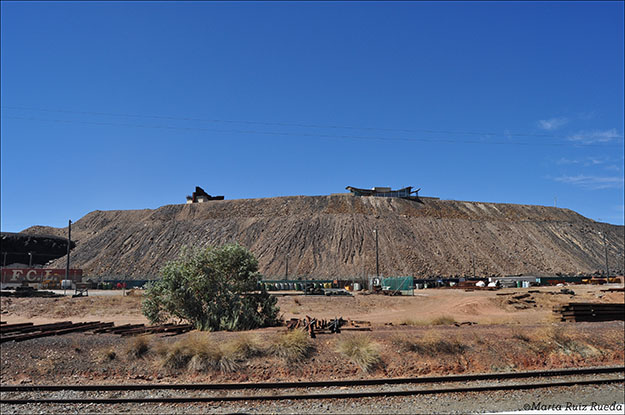 Cerro que domina Broken Hill, donde se encuentra el Memorial a los mineros